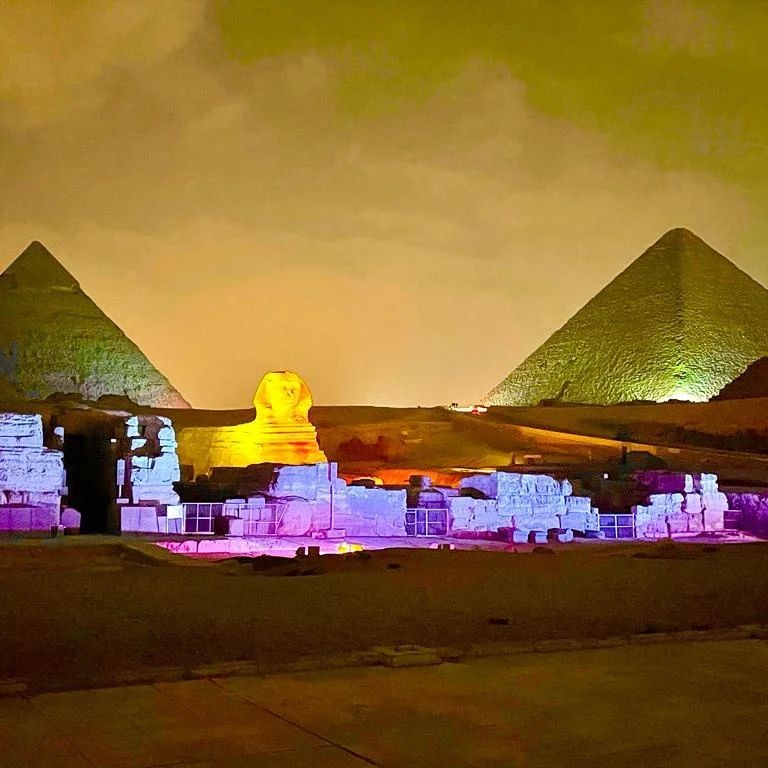 tour-listing-details-slide